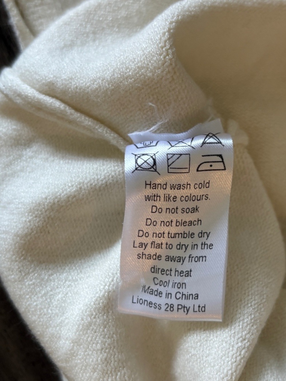 Revolve x LIONESS KOURT VEST Sleevless Button Down Lightweight Knit Cream XS - Picture 9 of 14